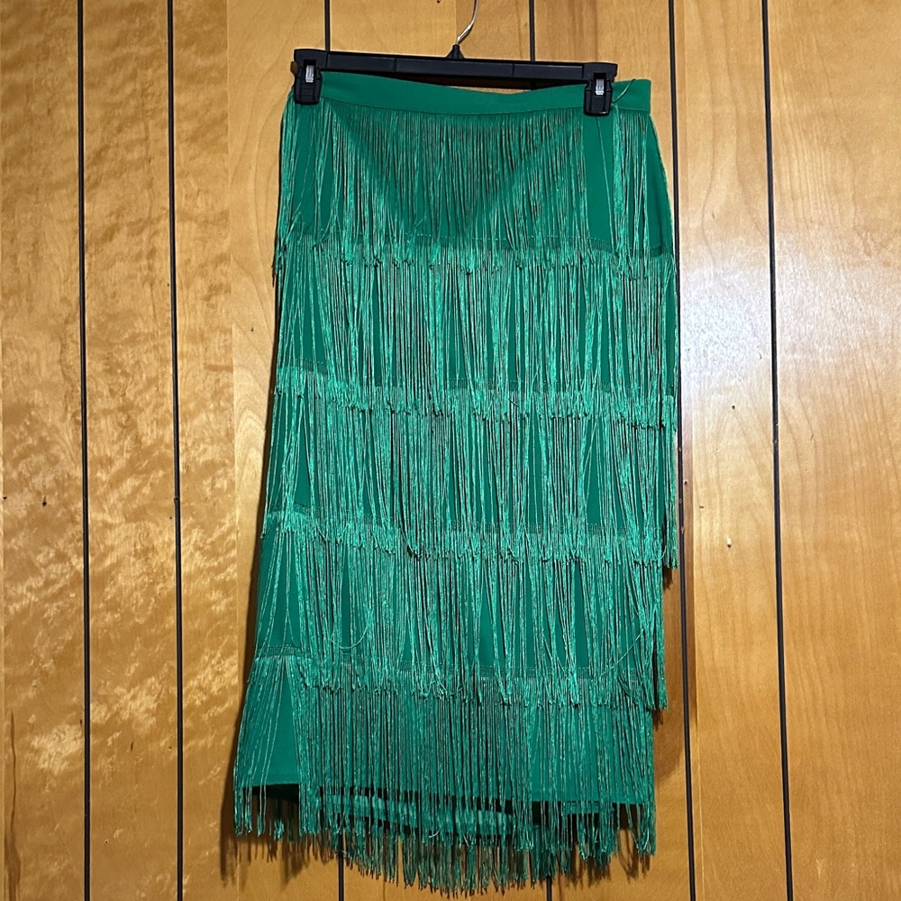 Chic Asymmetrical Green Fringe Skirt